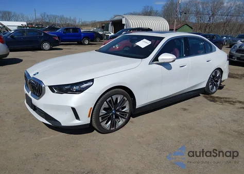 2025 BMW I5 xDrive40 from USA, damaged, VIN WBY13HG00SCT75368